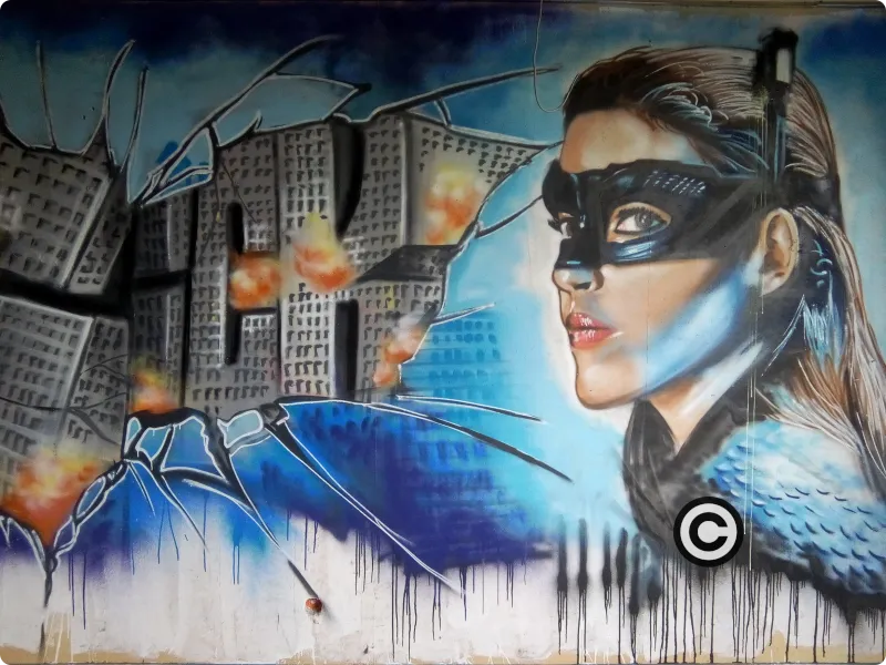 Graffiti Femme masquée